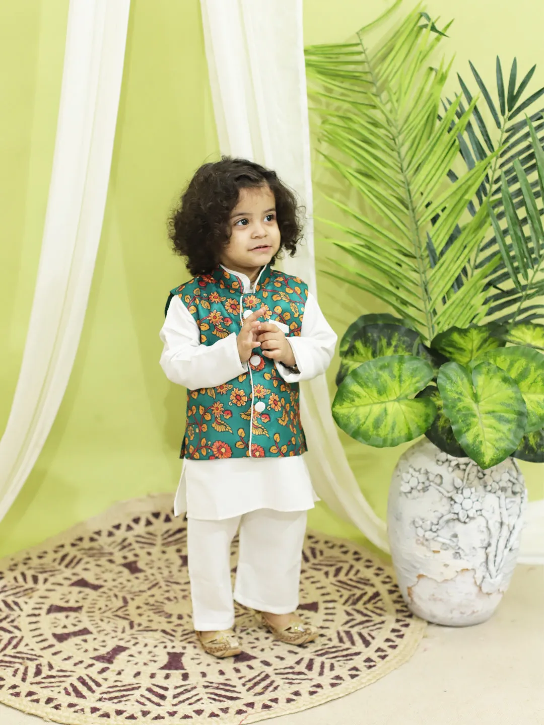 Kalamkari Print Jacket with Kurta Pajama for Boys- Green